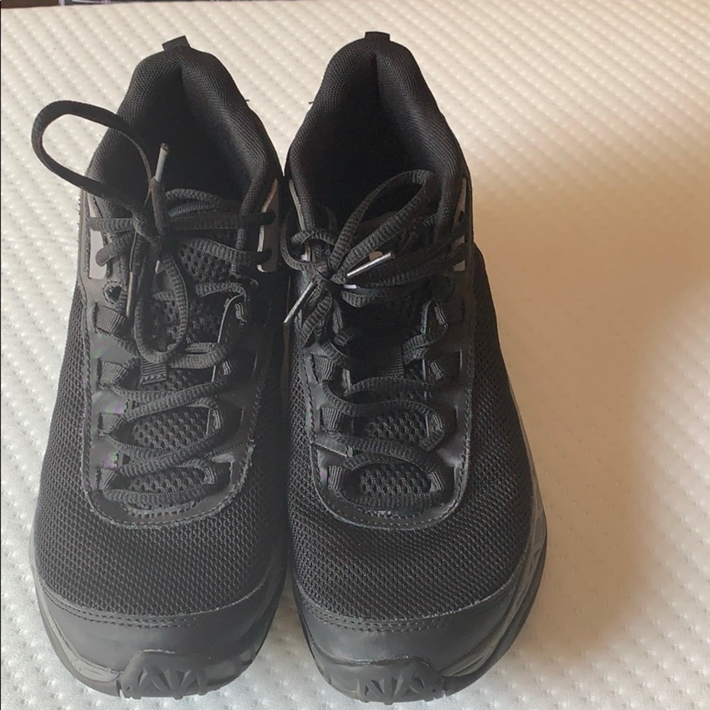 Under Armour Boys Basketball Shoes